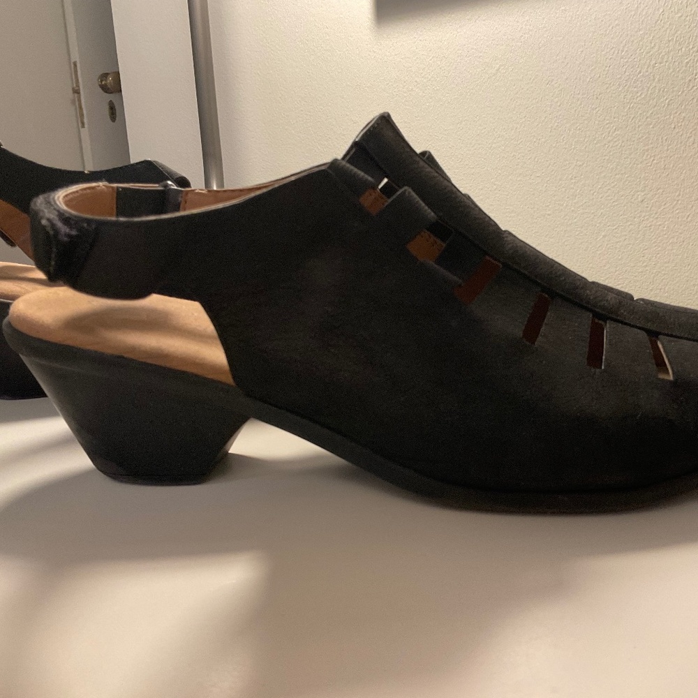 Comfortiva Faye Black Suede Slingback Sandal Heel 12W